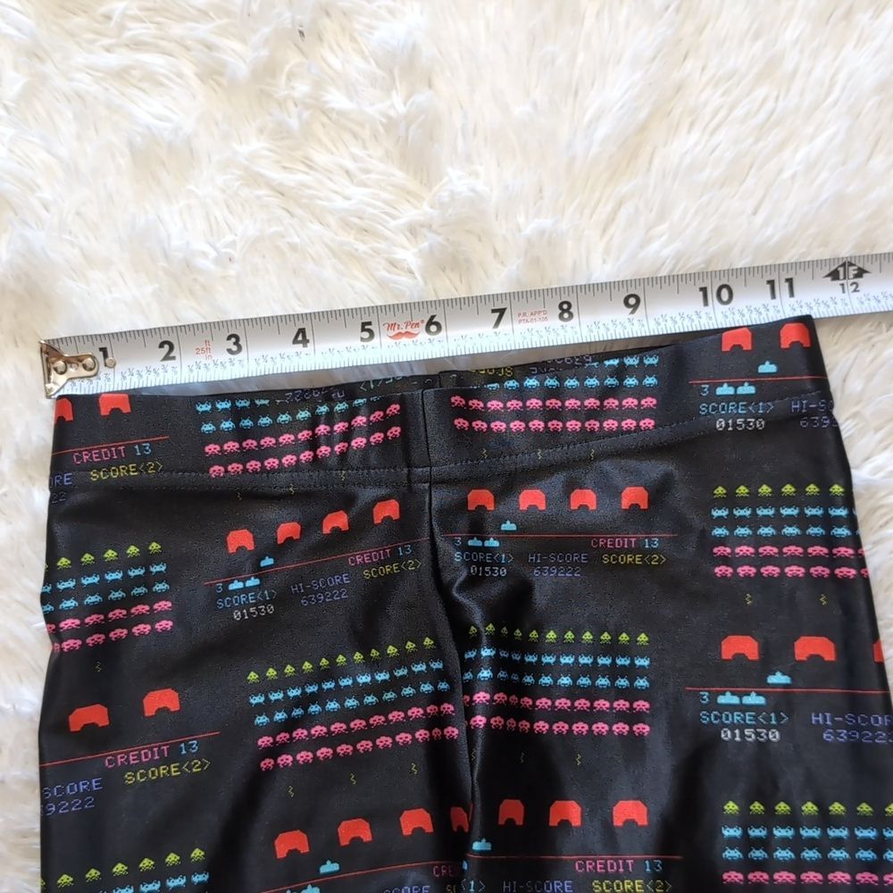 Blackmilk Rainbow Space Invaders Video Game Score Print Leggings Size Small - Picture 10 of 13